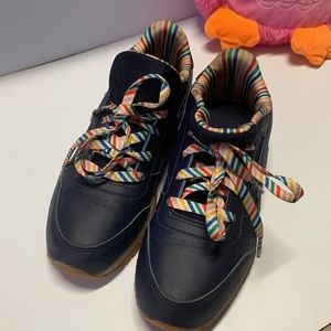 Reebok shoes girl 2.5 size blue and multi color laces